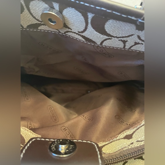 Coach Signature Tote - Picture 6 of 11
